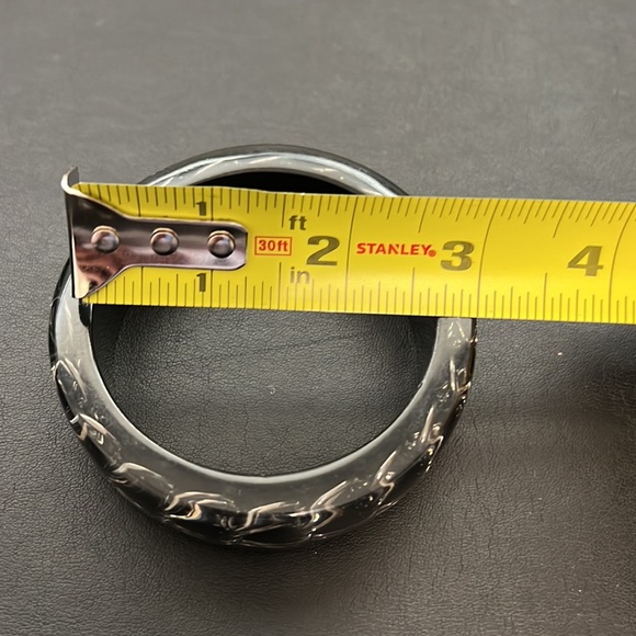 Vintage Plastic Bangle Bracelet, Clear with Embedded Chain, Black, Retro, Boho - Picture 8 of 8